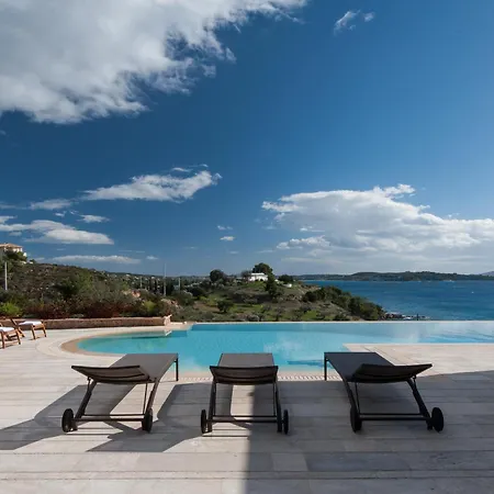 Chrysanthemum Pool-seaview Pórto Héli
