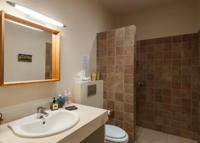 Chrysanthemum Pool-seaview *